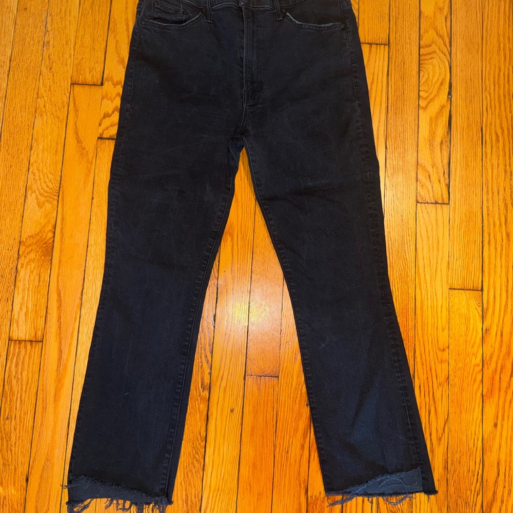 MOTHER The Insider Mid-Rise Crop
Step Fray Jeans - Picture 2 of 6